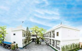 Khách sạn Dệt